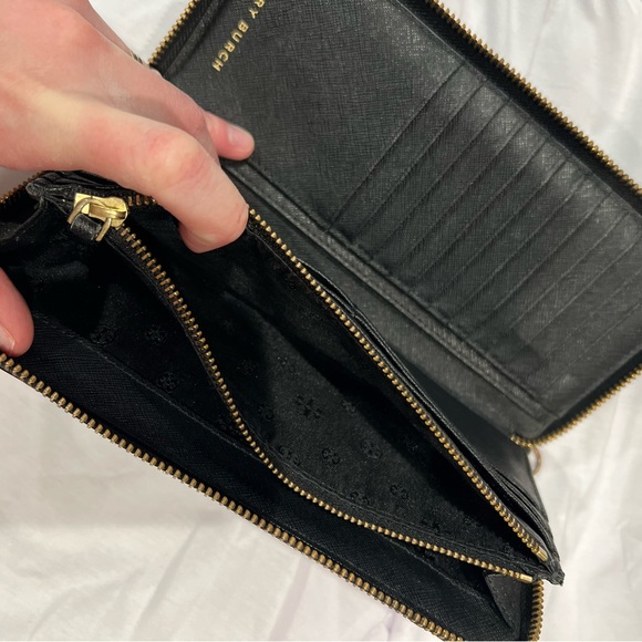 Tory Burch Black Leather Wallet - Picture 9 of 10